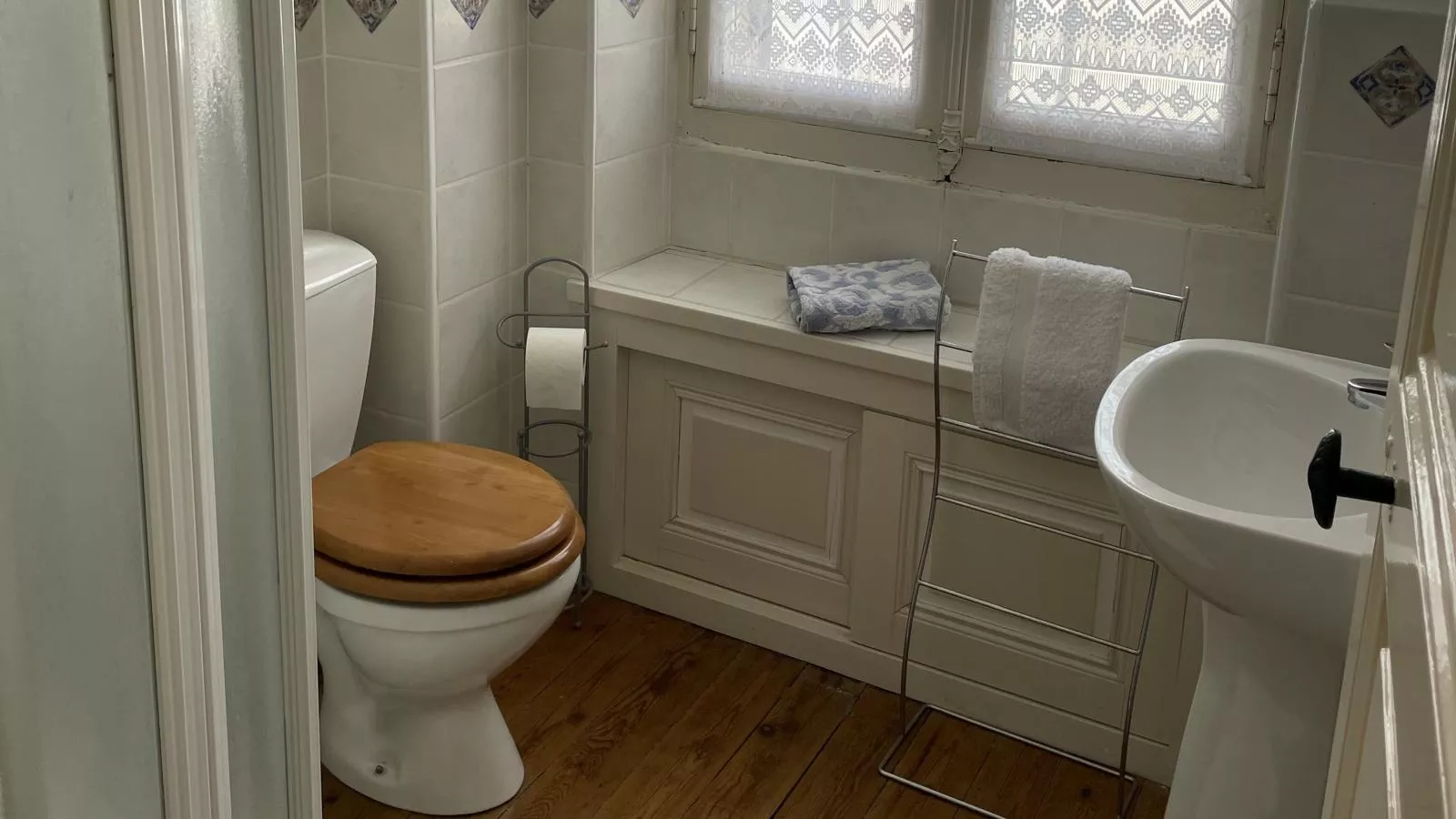 Gite Le Presbytère-Bathroom