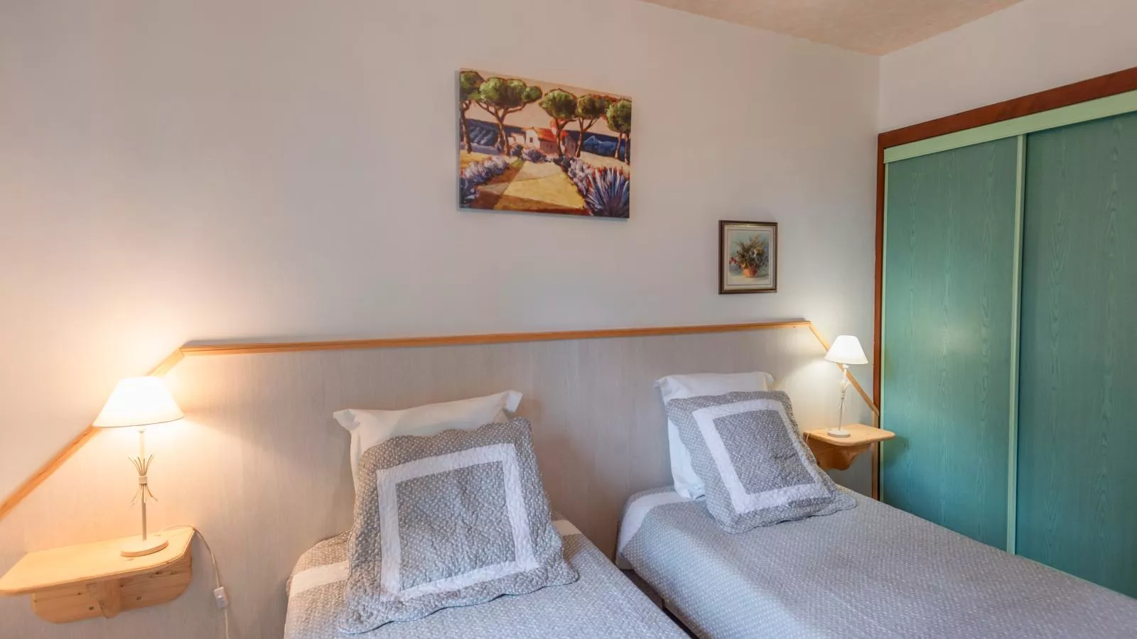Gite Le Croix du Notaire-Bedroom
