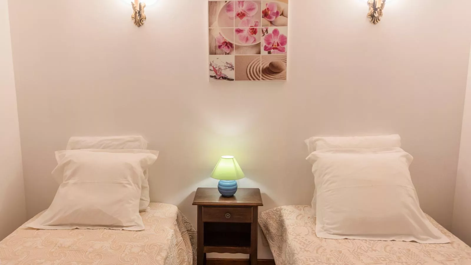 Gite Le Croix du Notaire-Bedroom