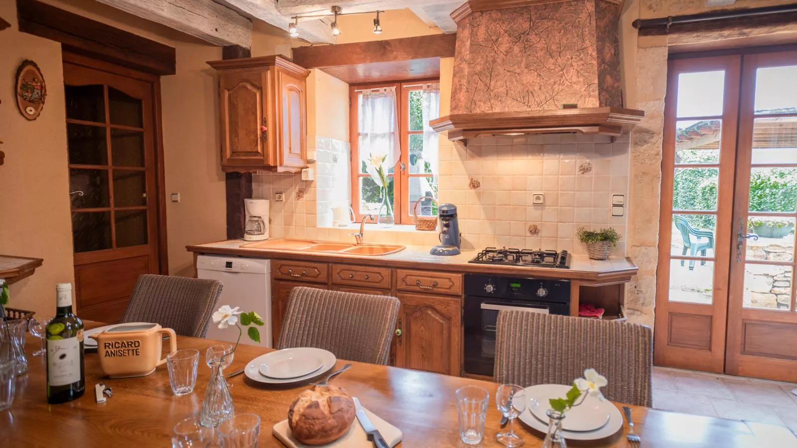 Gite Le Croix du Notaire-Kitchen