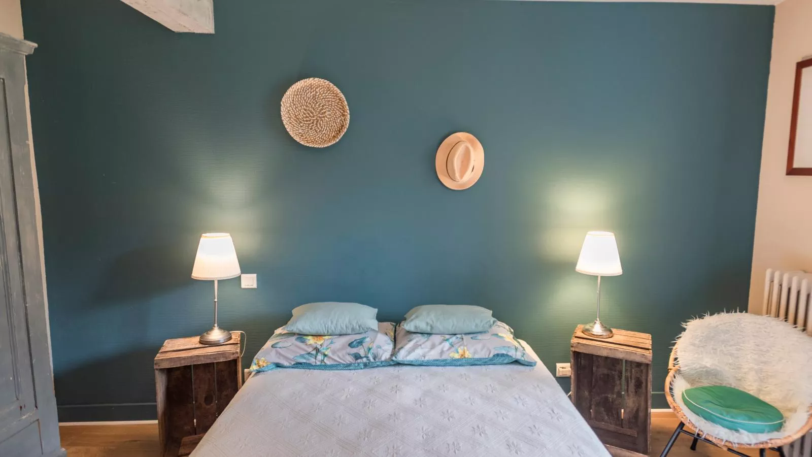 Le Pigeonnier Rouge-Schlafzimmer