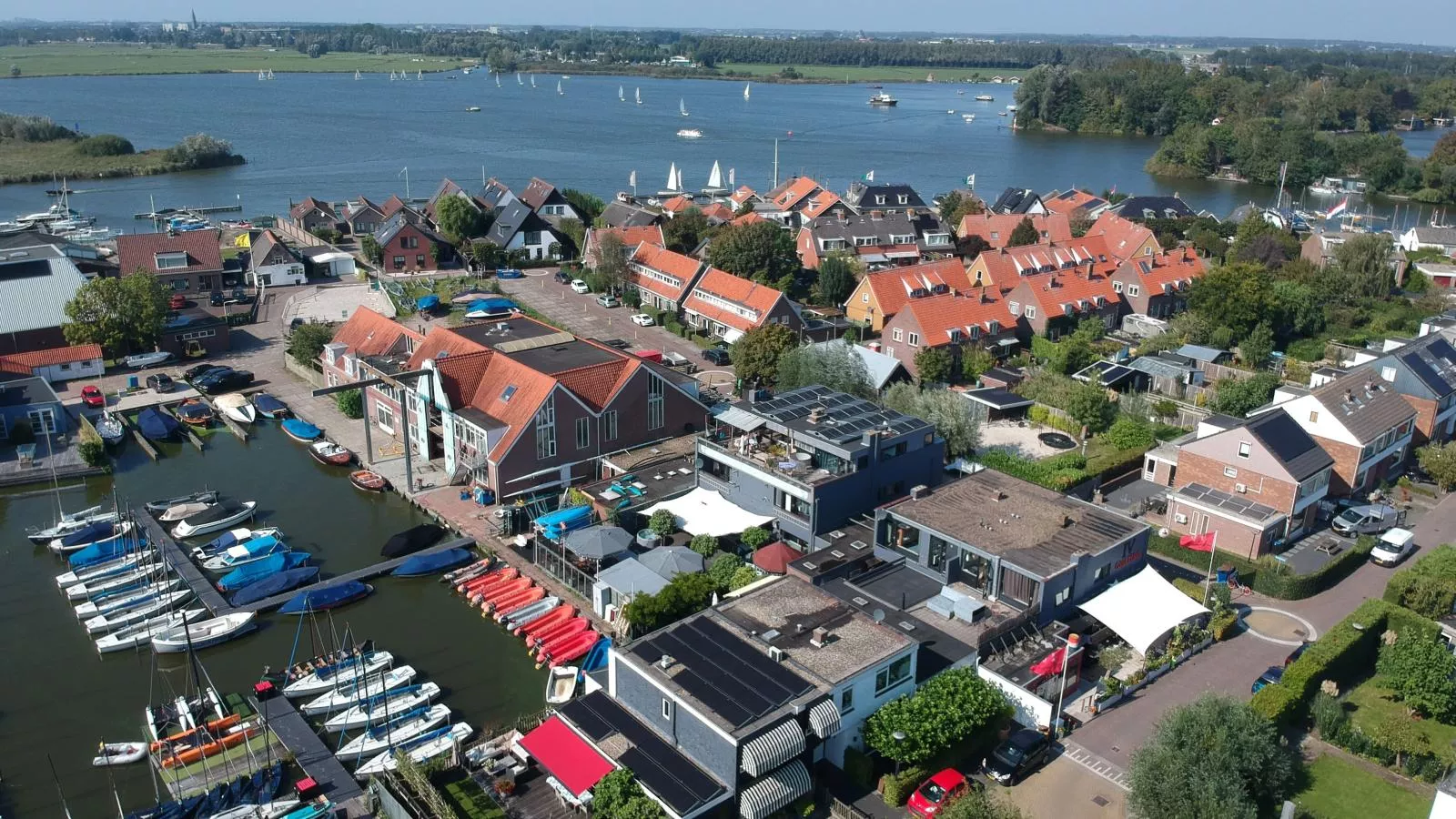 De Kaag Watersport Groepsaccommodatie - 80 pers-Areas summer 1km