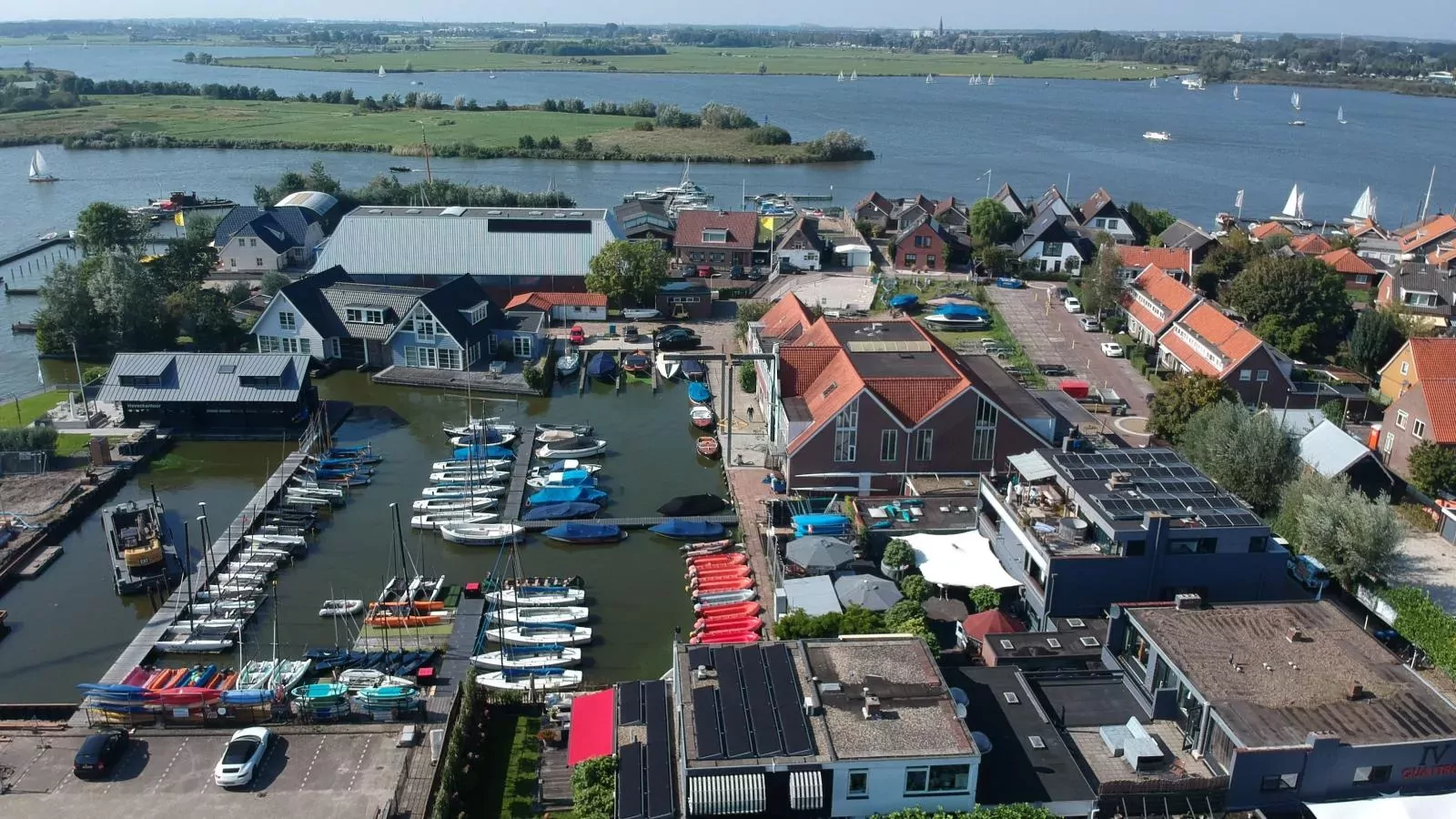 De Kaag Watersport Groepsaccommodatie - 80 pers-View summer