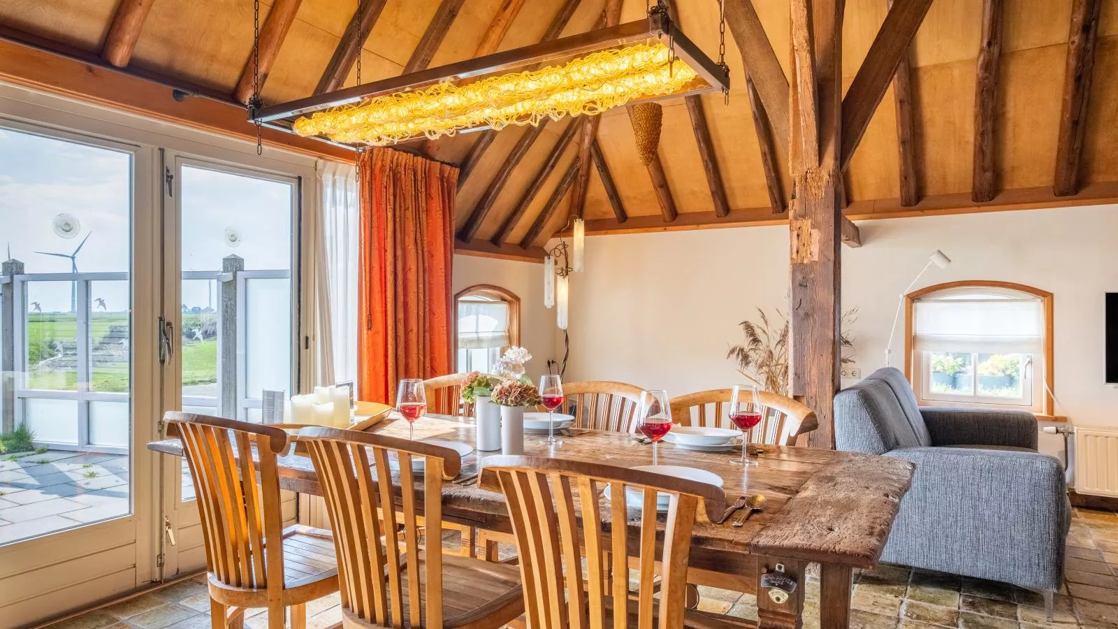 Het Koetshuis-Dining room