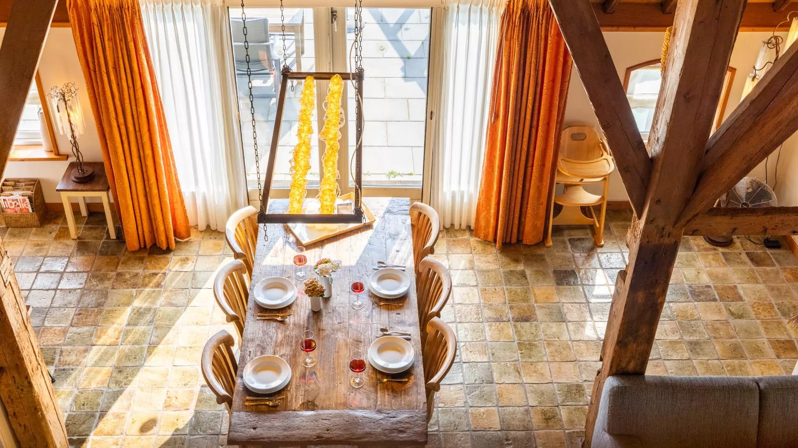 Het Koetshuis-Dining room