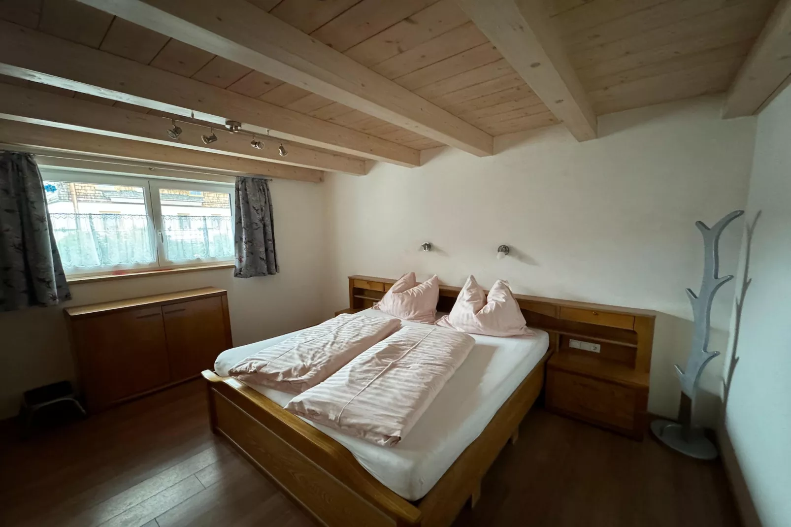 Zuhäusl "Schratl"-Chambre