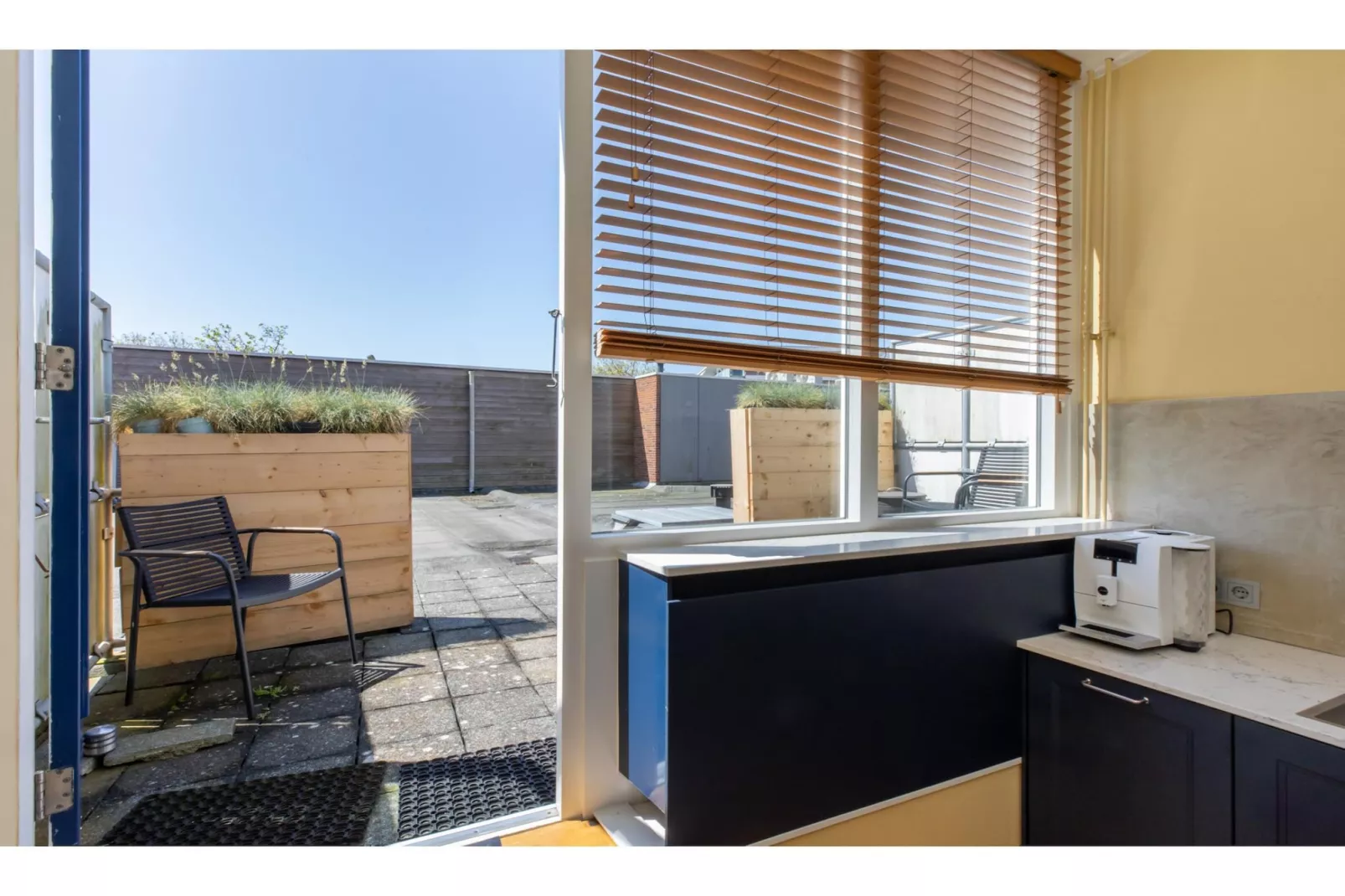 Walstraat 103-C-Terrace balcony