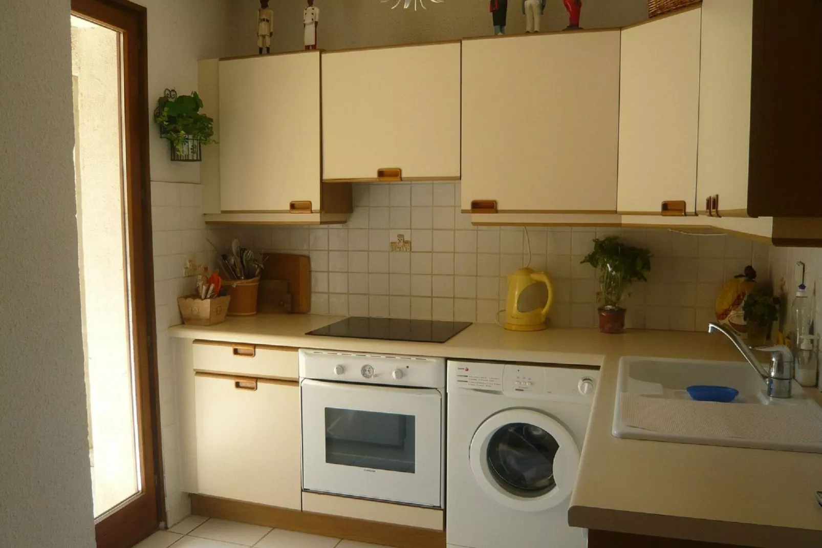 Doppelhaushälfte in Sainte-Maxime-Kitchen