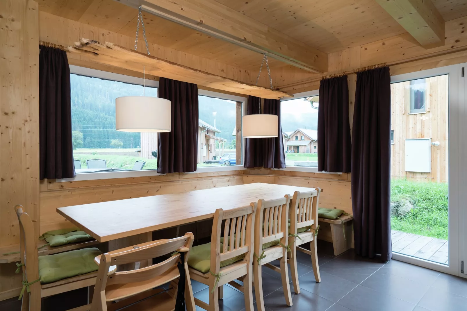 Feriendorf Murau 10-Dining room