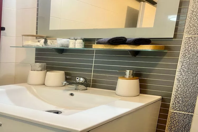Apartments Noa Old Town - Studio - Ground Floor-Salle de bain