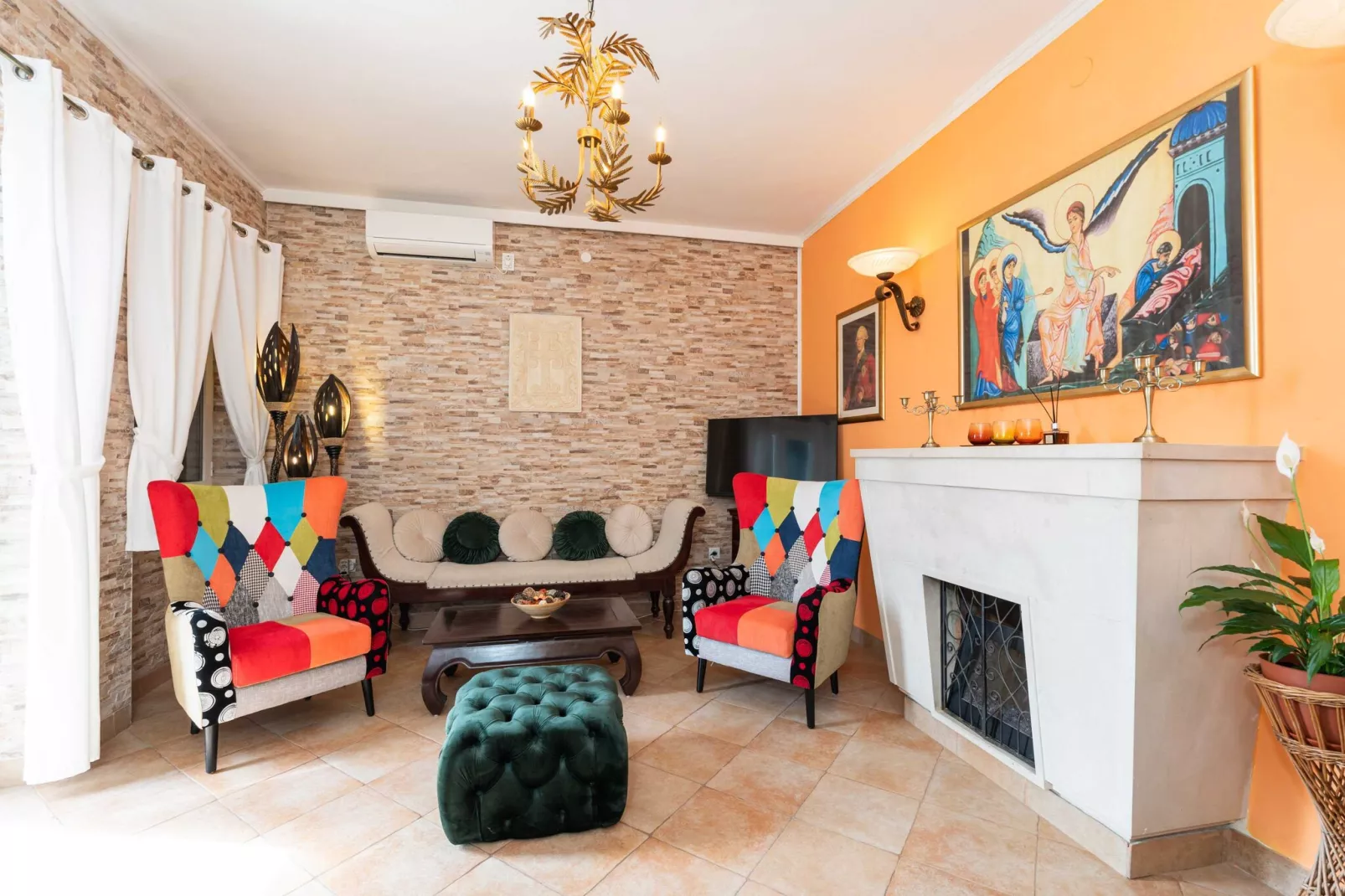 Villa Adrian - Six Bedroom Villa with Swimming pool and Sea View-Living room