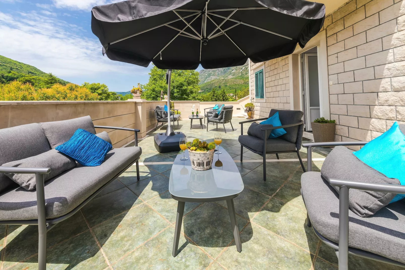 Villa Dubelj Dubrovnik -Deluxe Double or Twin Room with Balcony-Terrassenbalkon