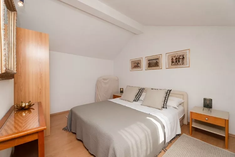 Apartments Roda - One Bedroom Apartment with Terrace (Mira) - (ST)-Intérieur