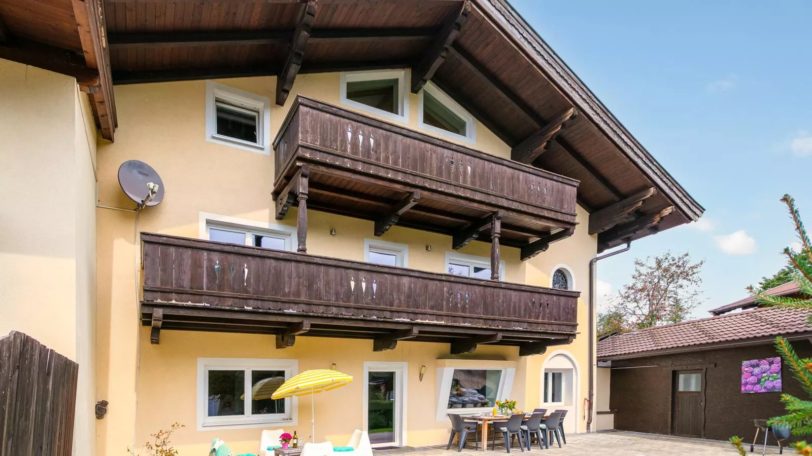 Brixen 3-Exterior summer