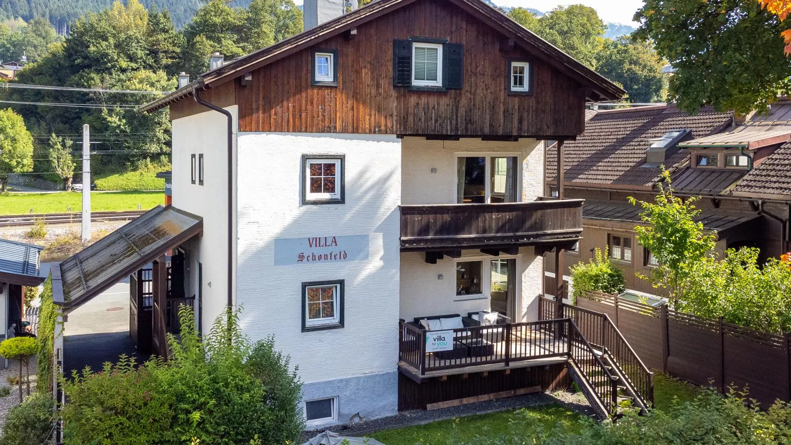 Schönfeld II-Exterior summer