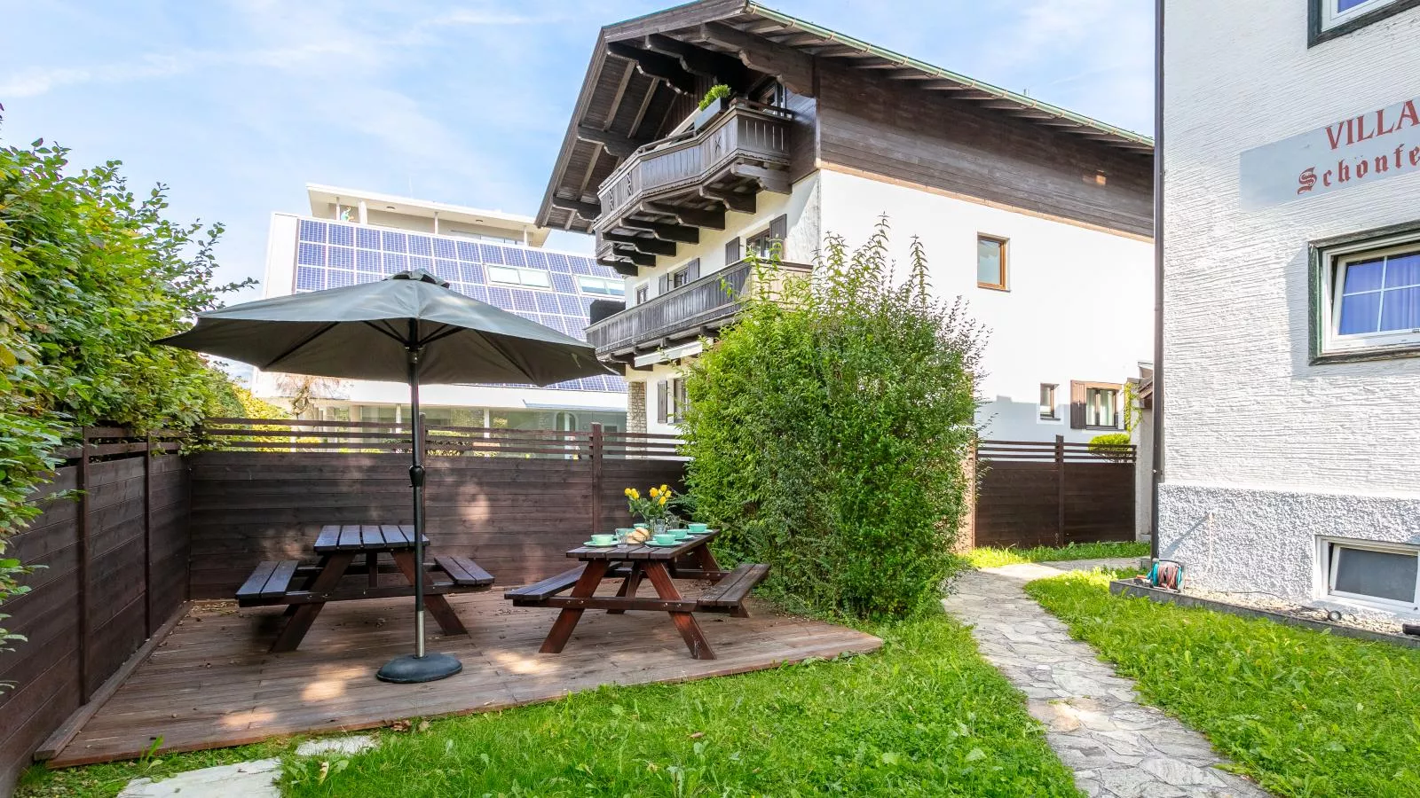 Villa Schönfeld-Terrace balcony