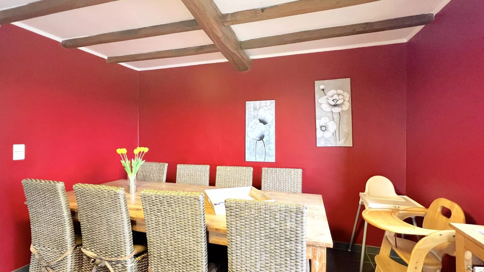 Aux Hirondelles-Dining room