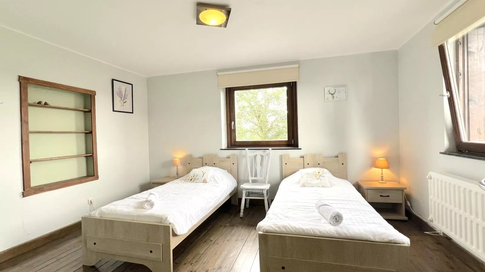 Aux Hirondelles-Bedroom