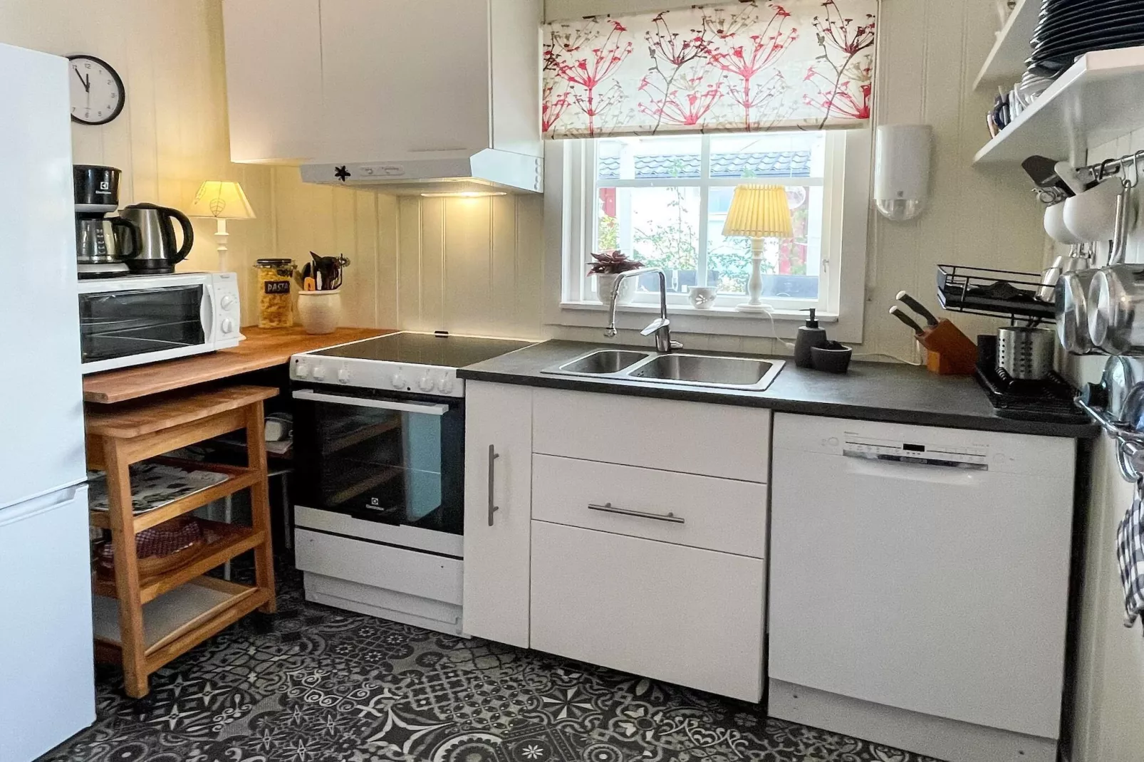 4 person holiday home in FÄRJESTADEN-By Traum-Indoor