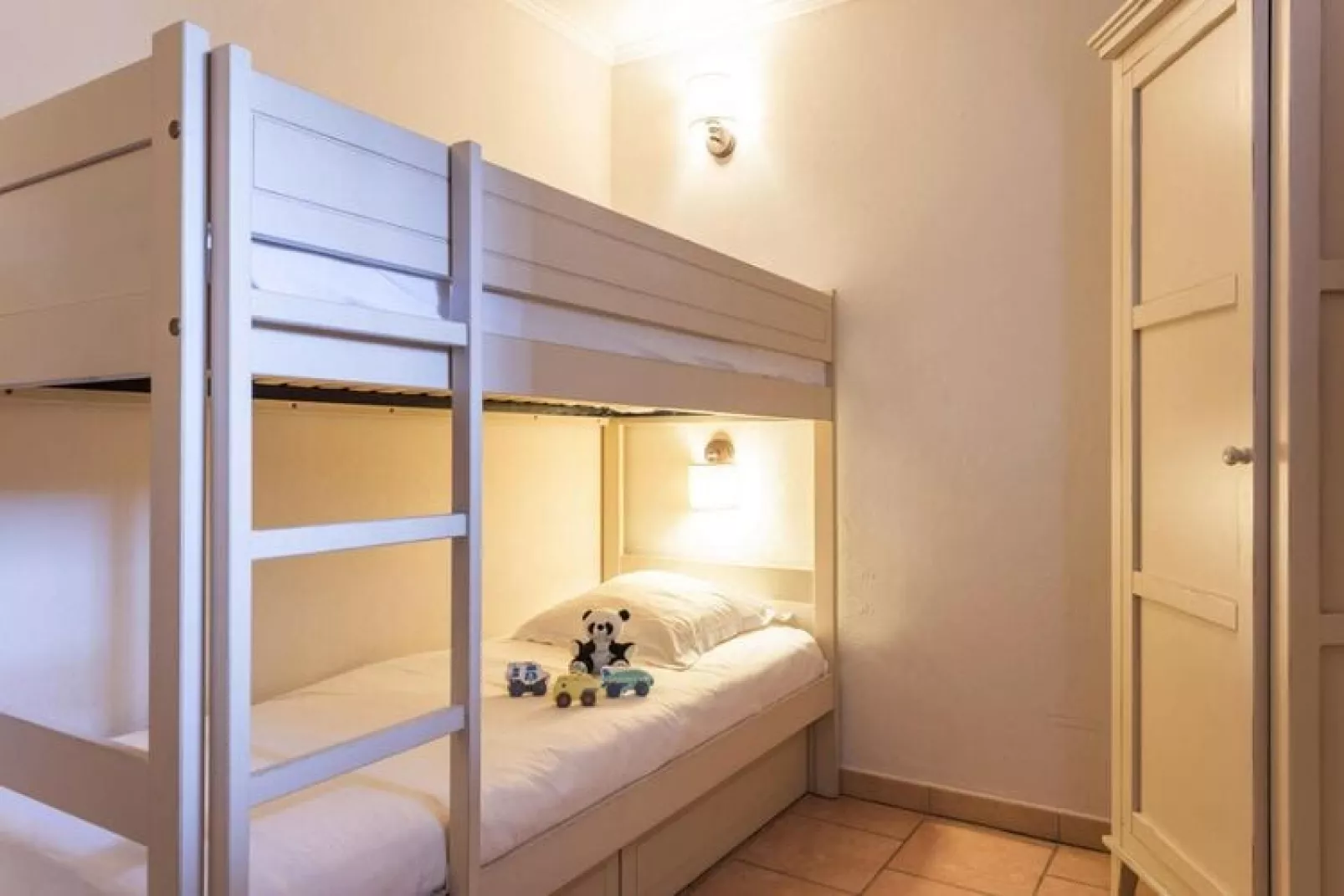 Residence Les Calanques, Les Issambres-24 Standard - Apt. 4 p. - 1 bedroom-Bedroom