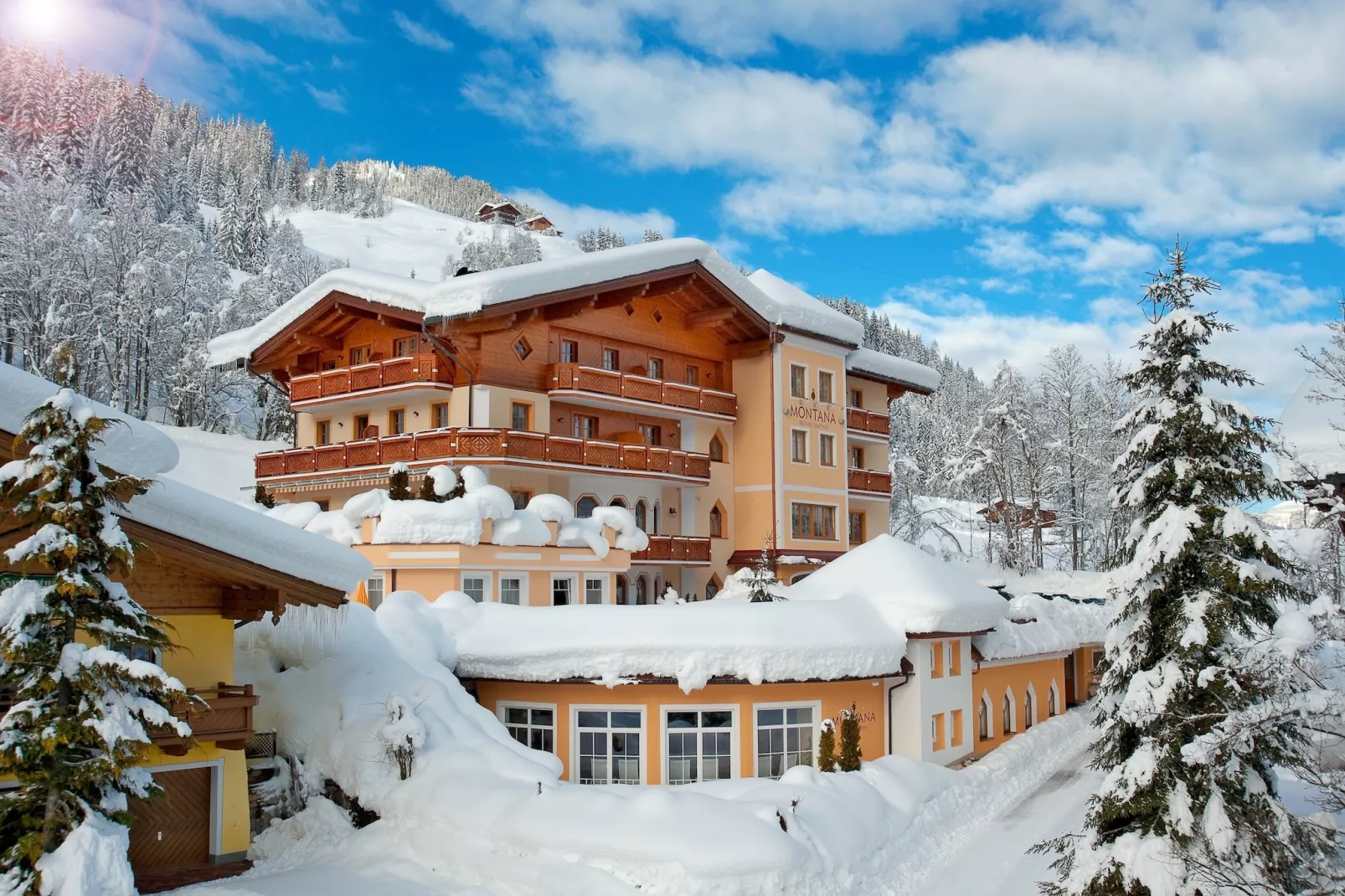 Wellness-Aparthotel-Kleinarl-Außenbereich Winter