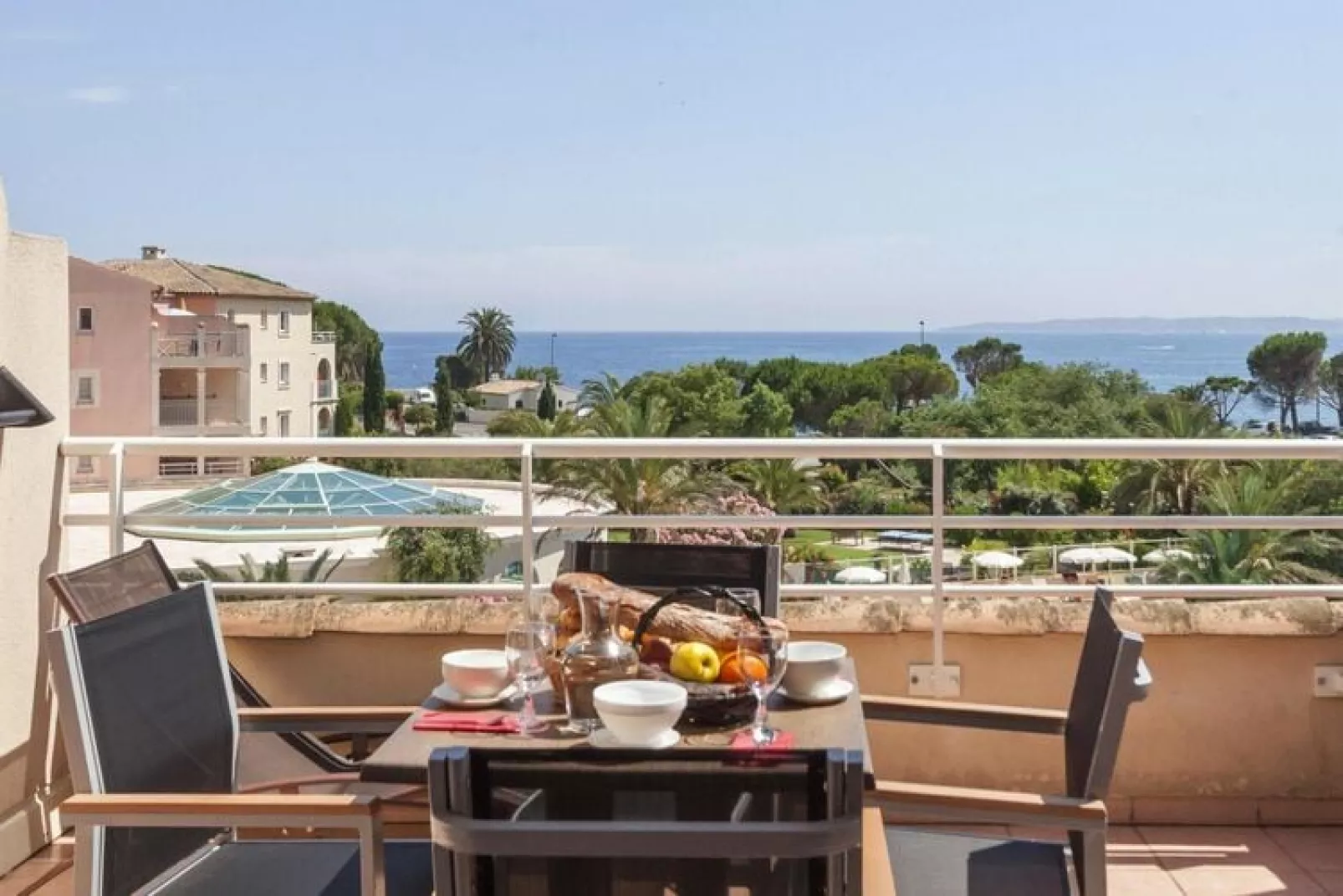 Residence Les Calanques, Les Issambres-24 Standard - Apt. 4 p. - 1 bedroom-Terrace