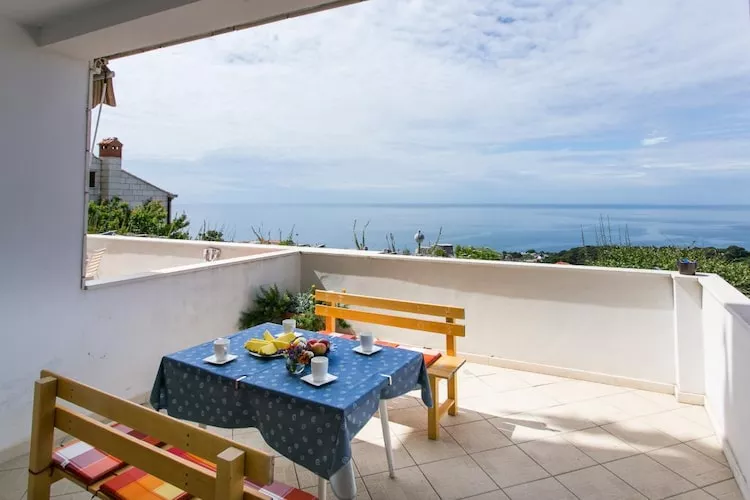 Guest House Old Town View - One Bedroom Apartment with Terrace and Sea View - A 3+2 (Charming)-Terrace