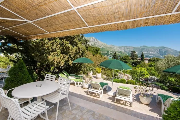 Apartments & Rooms Jokovic-Deluxe Studio Apartment with Terrace and Partial Sea View (SOBA 6)-Outdoor