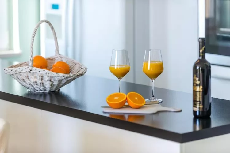 Stella Maris- One Bedroom Apartment with Balcony and Sea View-Kitchen