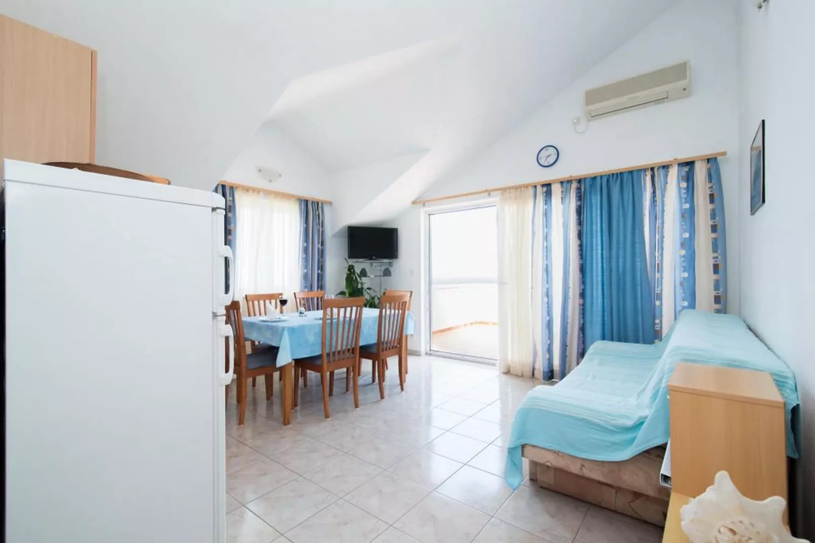 Apartments Ana & Bogdan - One Bedroom Apartment with Terrace and Sea View (A1) (ST)