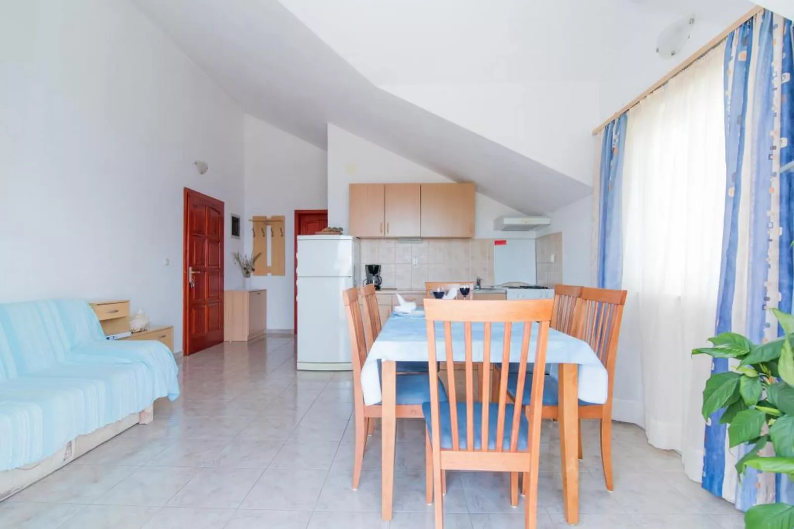 Apartments Ana & Bogdan - One Bedroom Apartment with Terrace and Sea View (A1) (ST)-Dining room