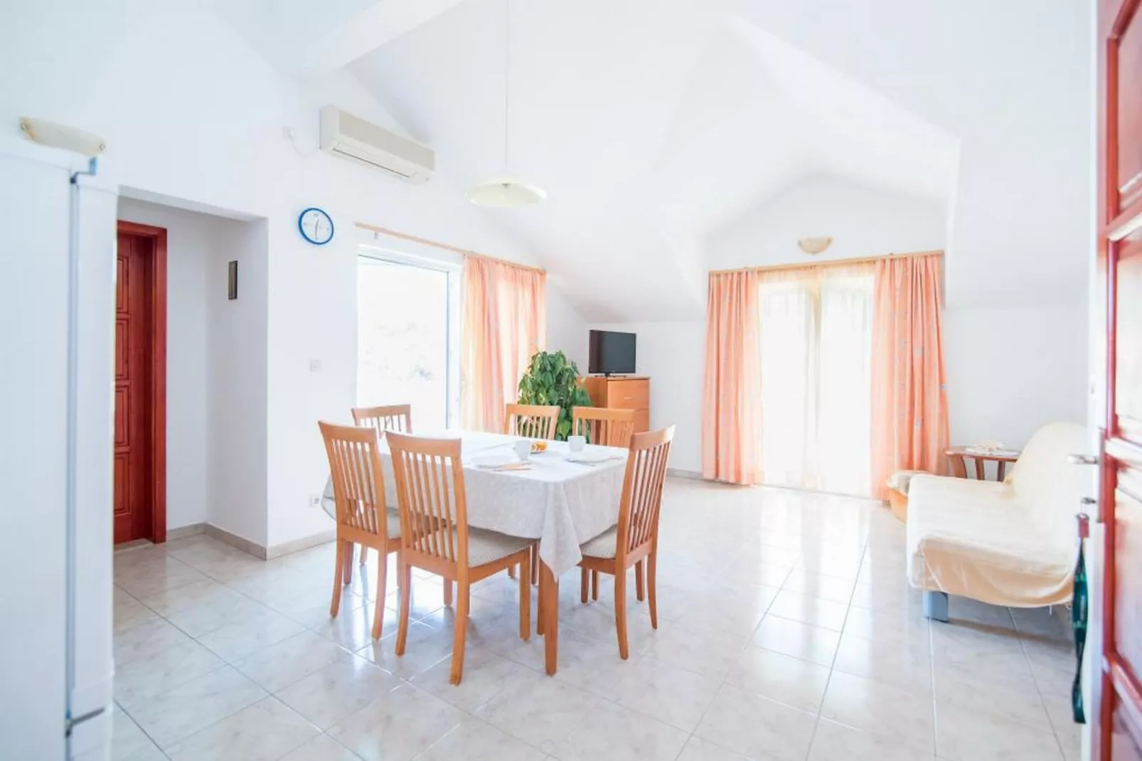 Apartments Ana & Bogdan - One Bedroom Apartment with Balcony and Sea View (A2) (ST)-Dining room
