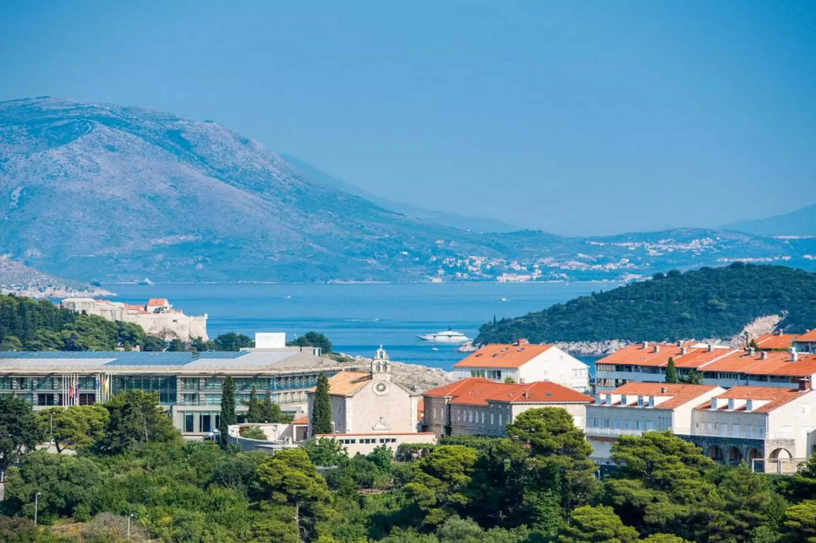 Apartments & Rooms Tapera- Standard One Bedroom Apartment with Terrace and Garden View ( ZELENI 2 )-View