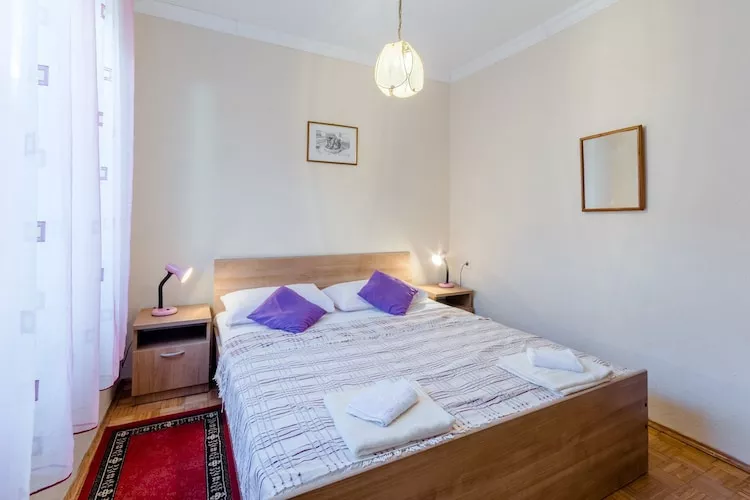Apartments Fidelis - Two Bedroom Apartment with Terrace and Pool View(5)-Schlafzimmer