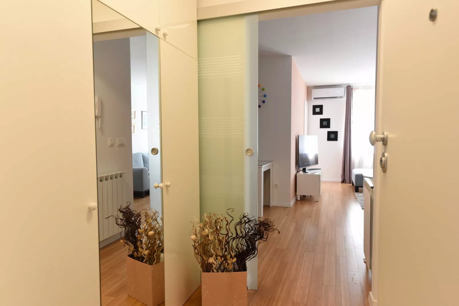 Mary's Apartment - One Bedroom Apartment-Indoor