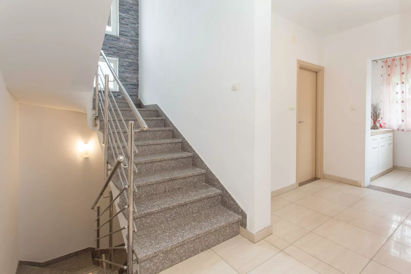 Villa Tomic - Four-Bedroom Villa with Private Pool-Stairs