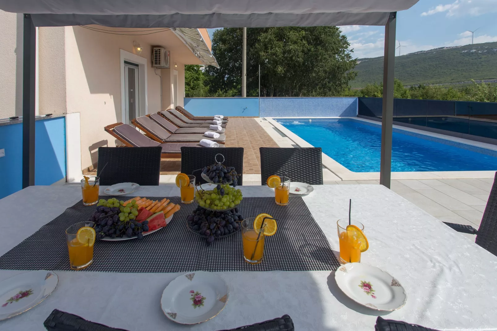 Villa Tomic - Four-Bedroom Villa with Private Pool-Terrace
