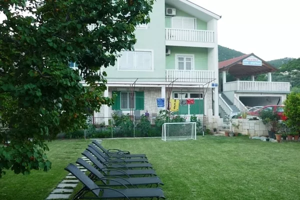 Stipan-Exterior summer