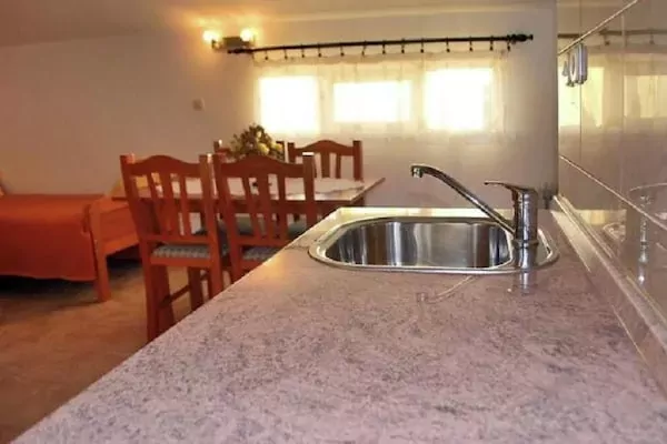 Stipan-Kitchen
