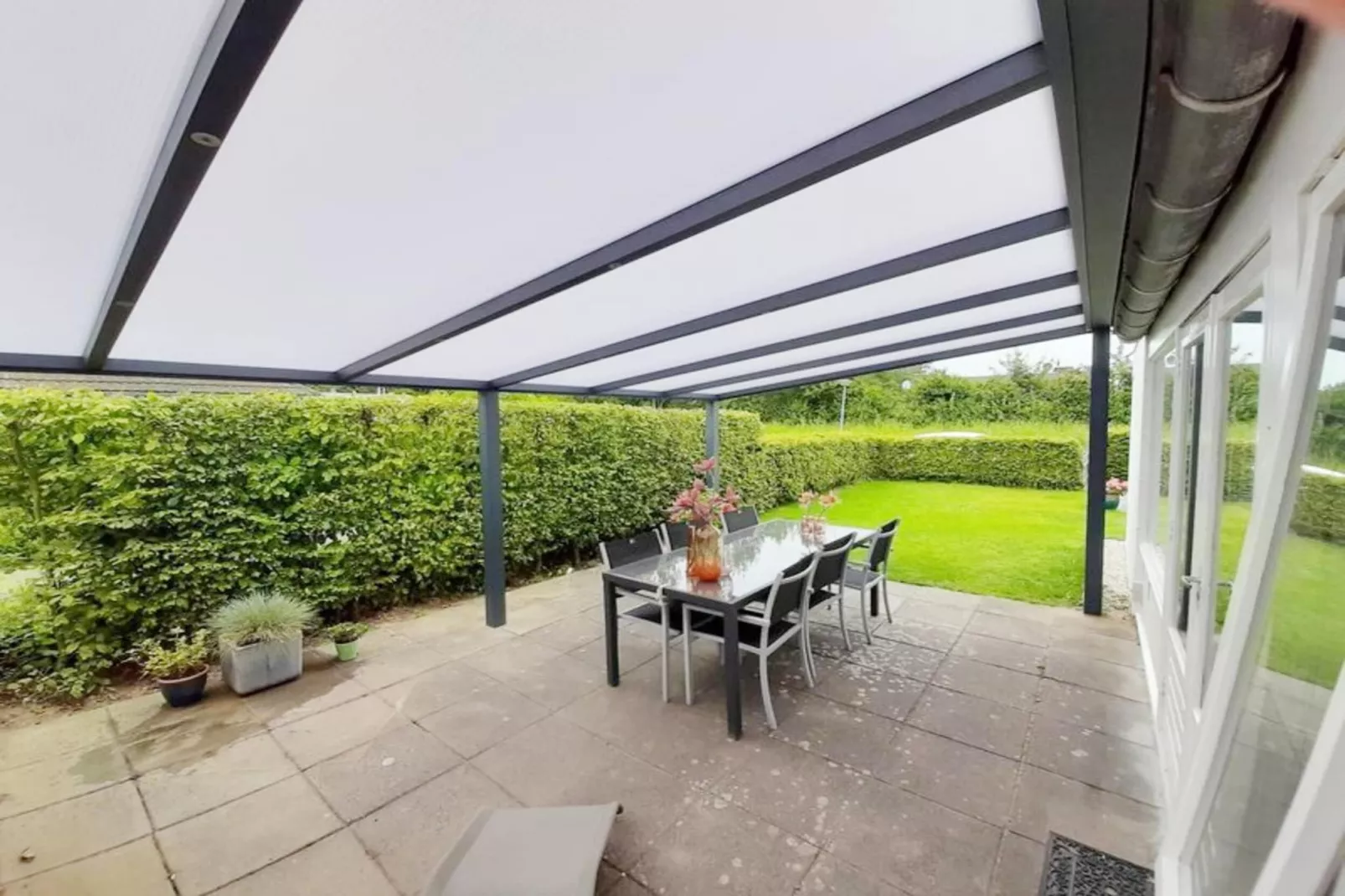 Schoneveld 121 Duinroos Breskens-Terrace balcony