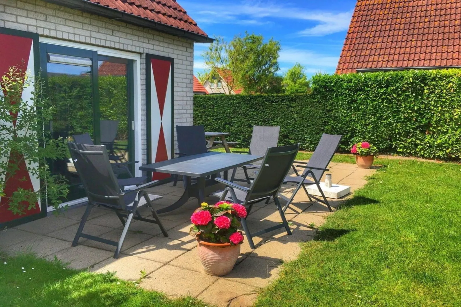 Schoneveld 146 Zeemeeuw Breskens-Terrace balcony