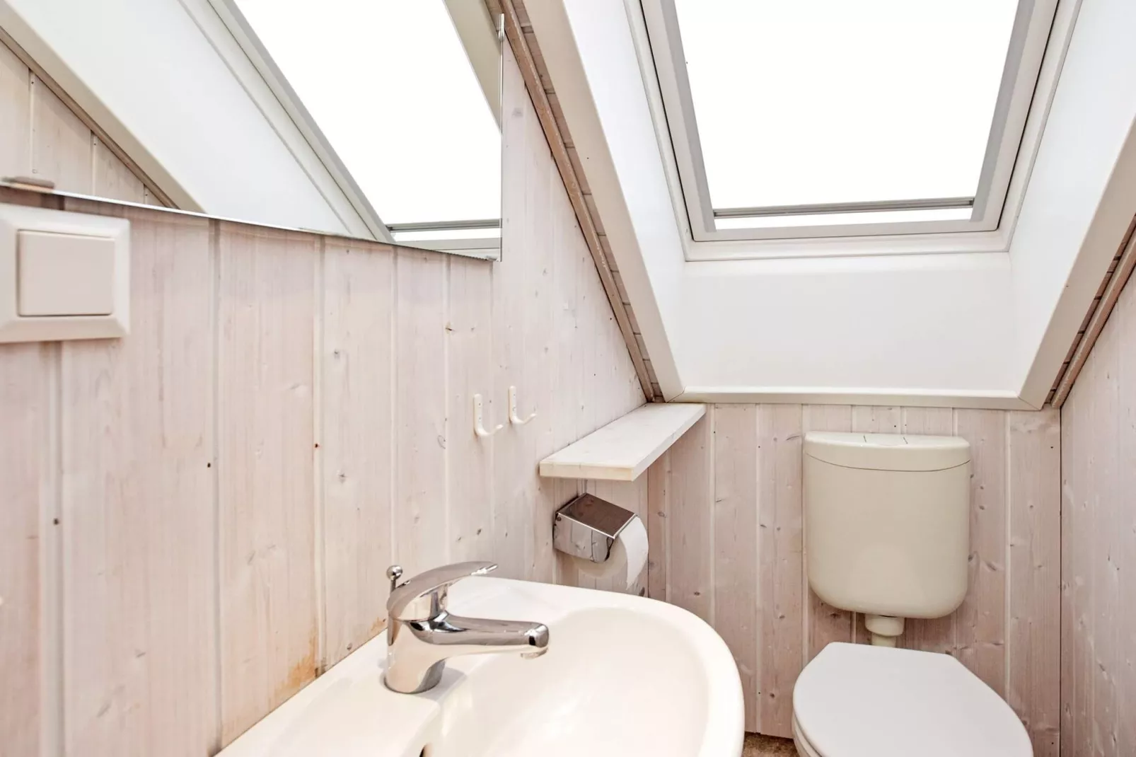 MERCUR 70+48 SWG-LOGGIA, 2.R.-Indoor