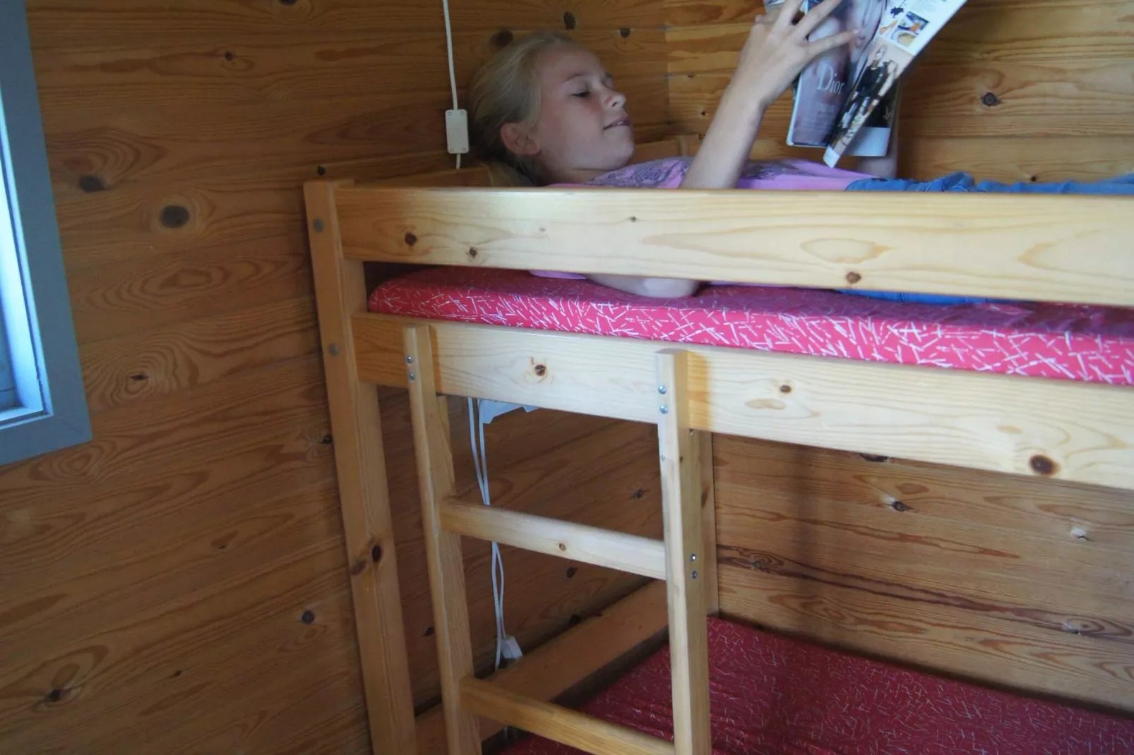 Pretty cabin in camping resort-Indoor