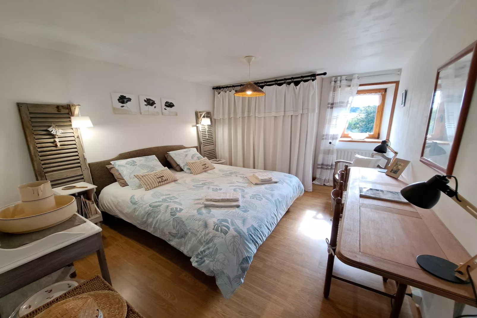 Natursteinhaus Plounévez-Lochrist-Bedroom