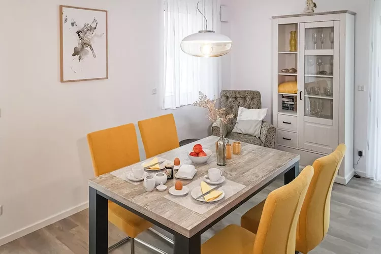 Skipper Apartment 632-Esszimmer