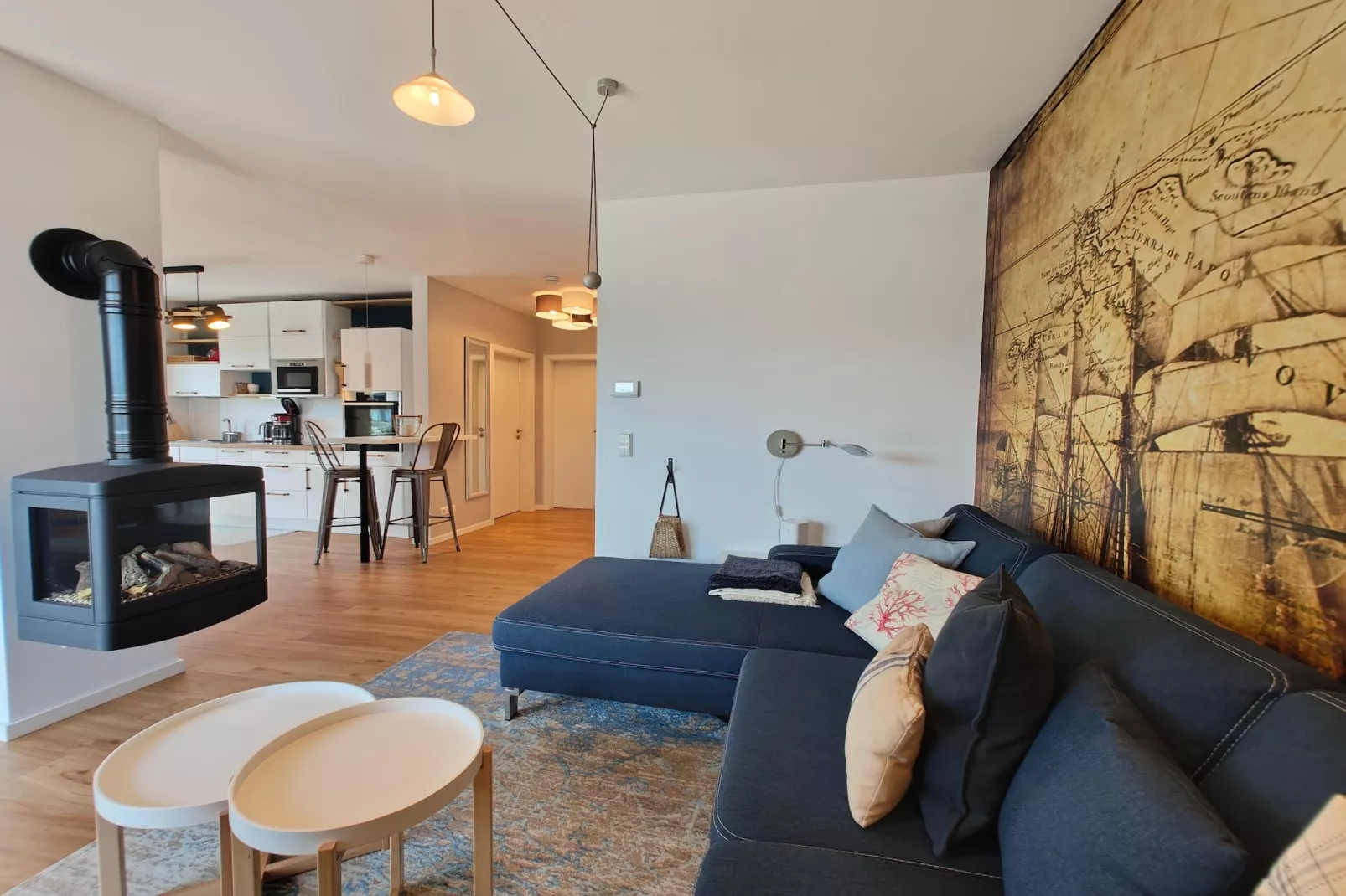 Skipper Apartment 651-Living room