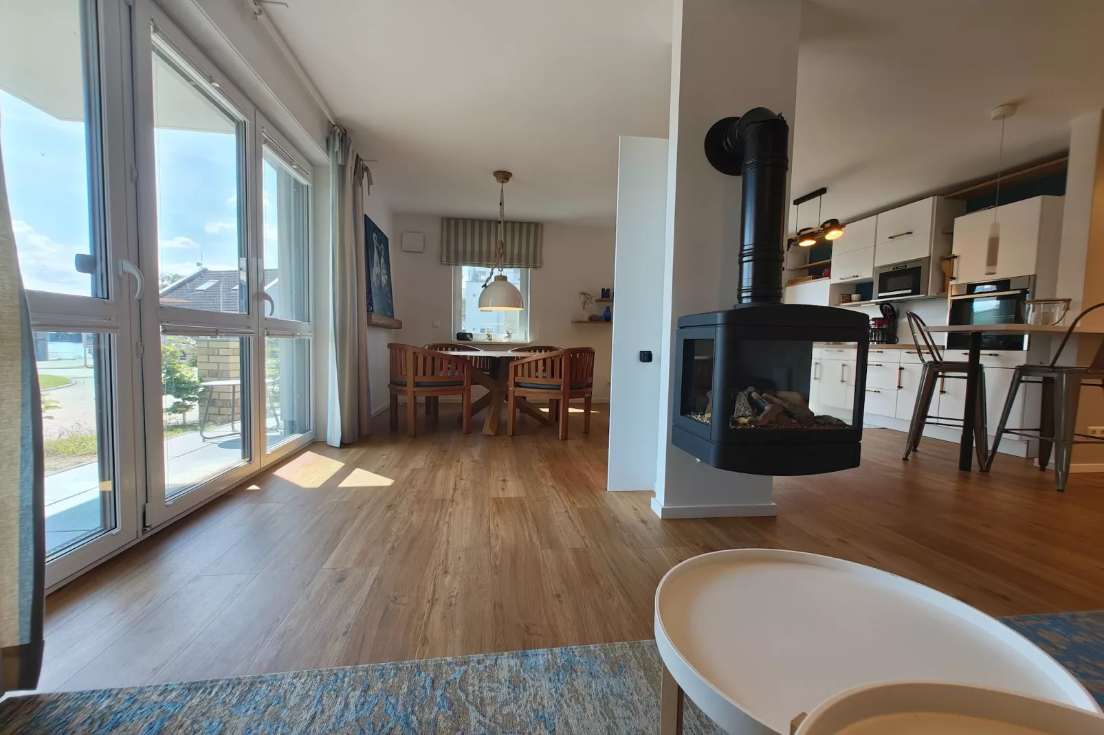 Skipper Apartment 651-Living room