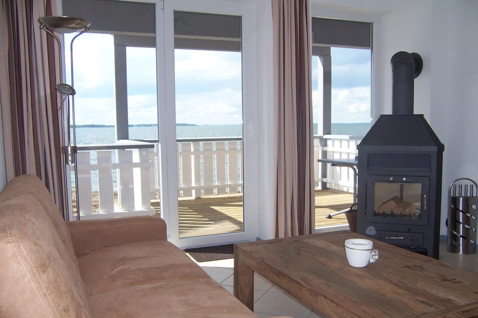 Mitteldeck 493-Living room