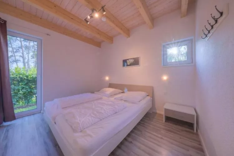 Kondor 253-Bedroom