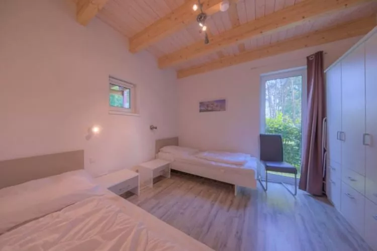 Kondor 253-Bedroom
